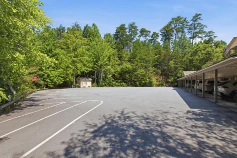300 Ginger Creek #307 Clayton GA 30525