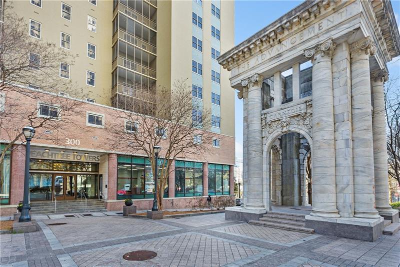 300 W Peachtree Street NE Atlanta GA 30308