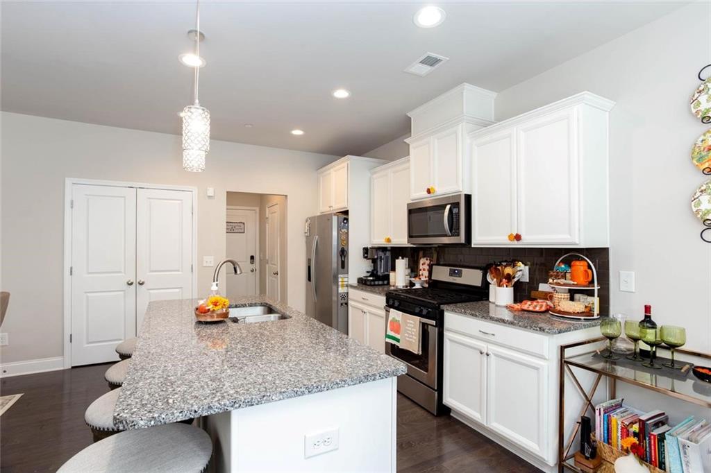 207 Magnolia Creek Way Woodstock GA 30188