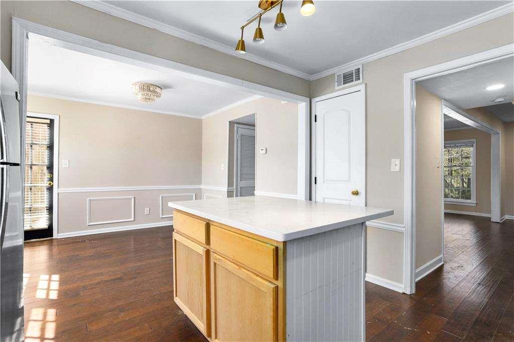 6520 Roswell Road Sandy Springs GA 30328