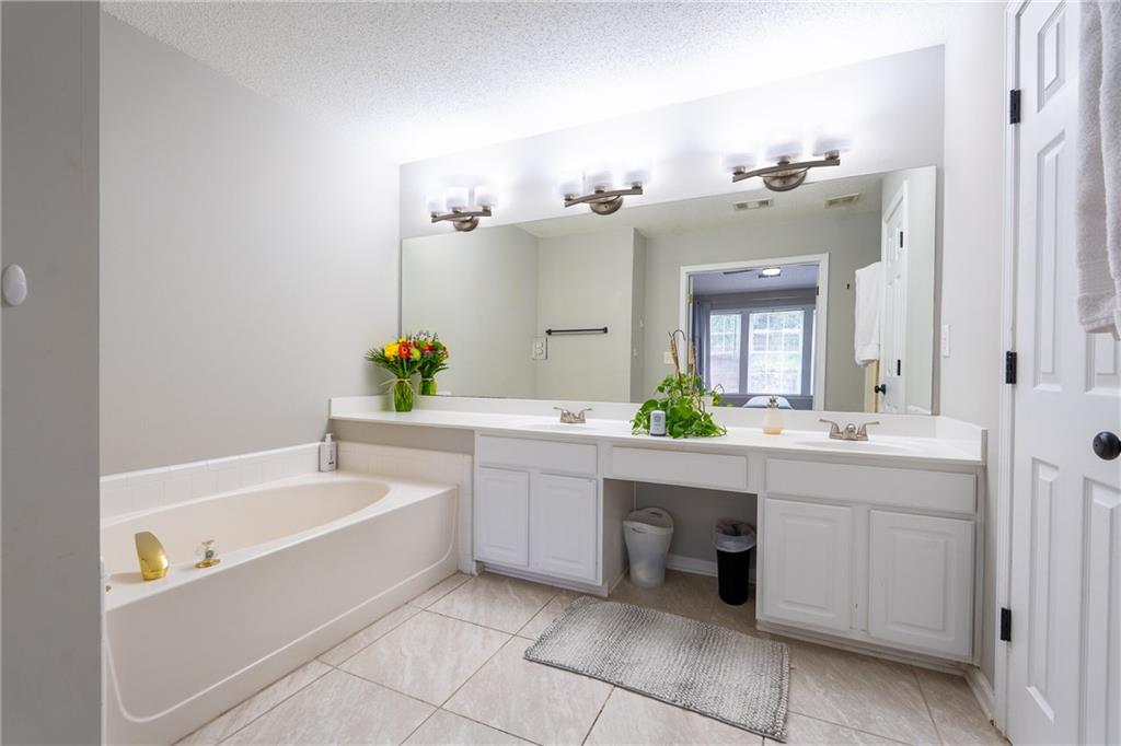 2830 Commonwealth Circle Milton GA 30004