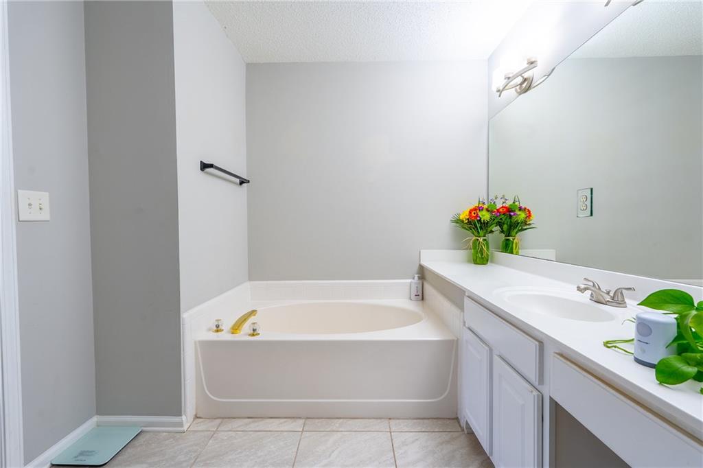 2830 Commonwealth Circle Milton GA 30004
