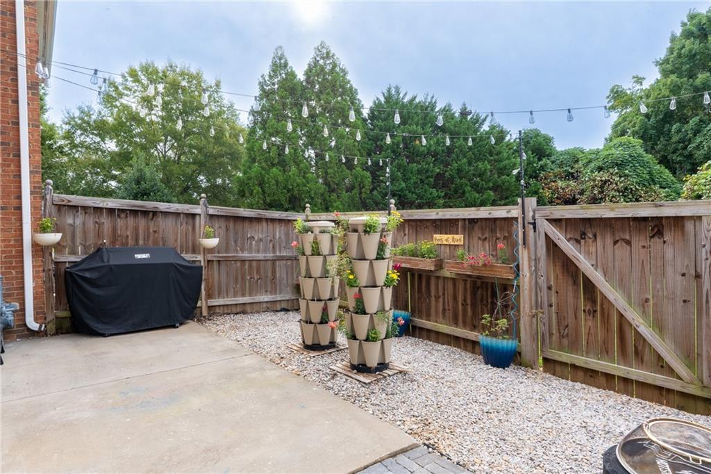 2830 Commonwealth Circle Milton GA 30004