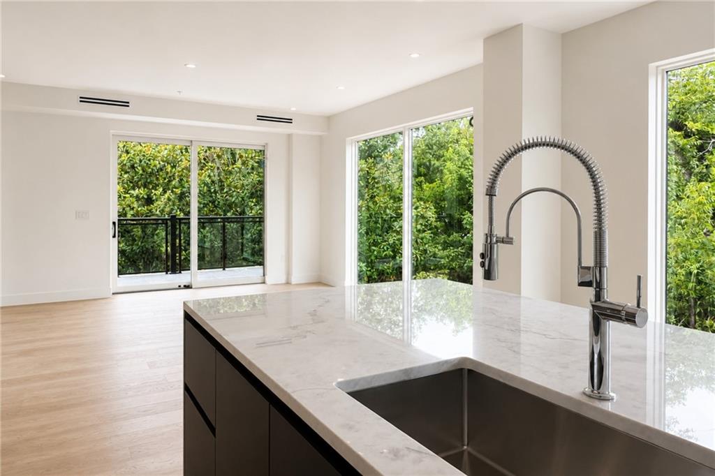 318 Sandy Springs Circle Atlanta GA 30328