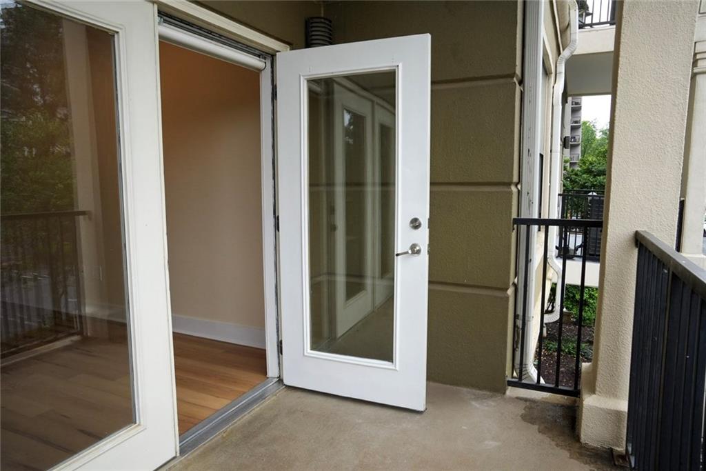 799 Hammond Drive Sandy Springs GA 30328