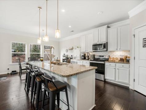 4594 Grenadine Circle Acworth GA 30101