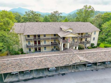 300 Ginger Creek Clayton GA 30525