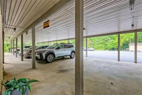 300 Ginger Creek Clayton GA 30525