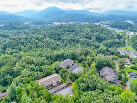 300 Ginger Creek Clayton GA 30525