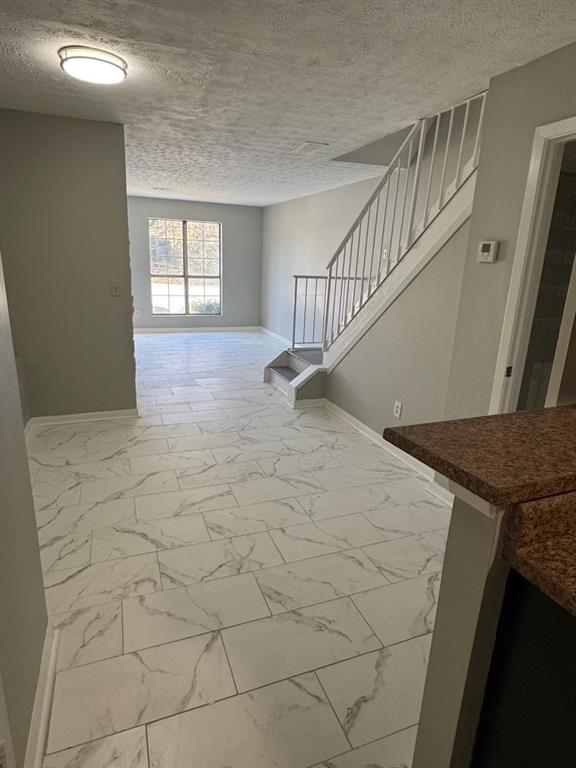 432 Prince Of Wales Stone Mountain GA 30083