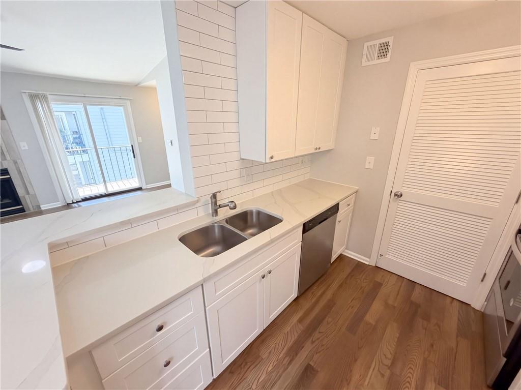 322 Granville Court Atlanta GA 30328