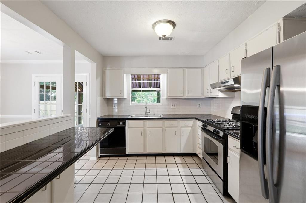 2888 Aspen Woods Entry Doraville GA 30360