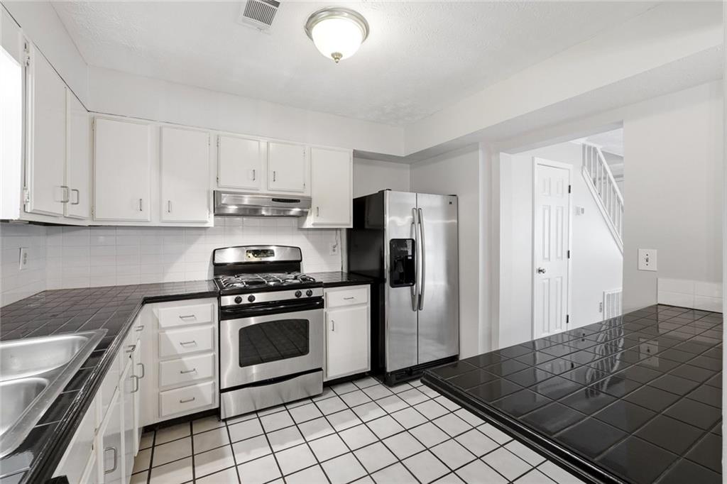 2888 Aspen Woods Entry Doraville GA 30360