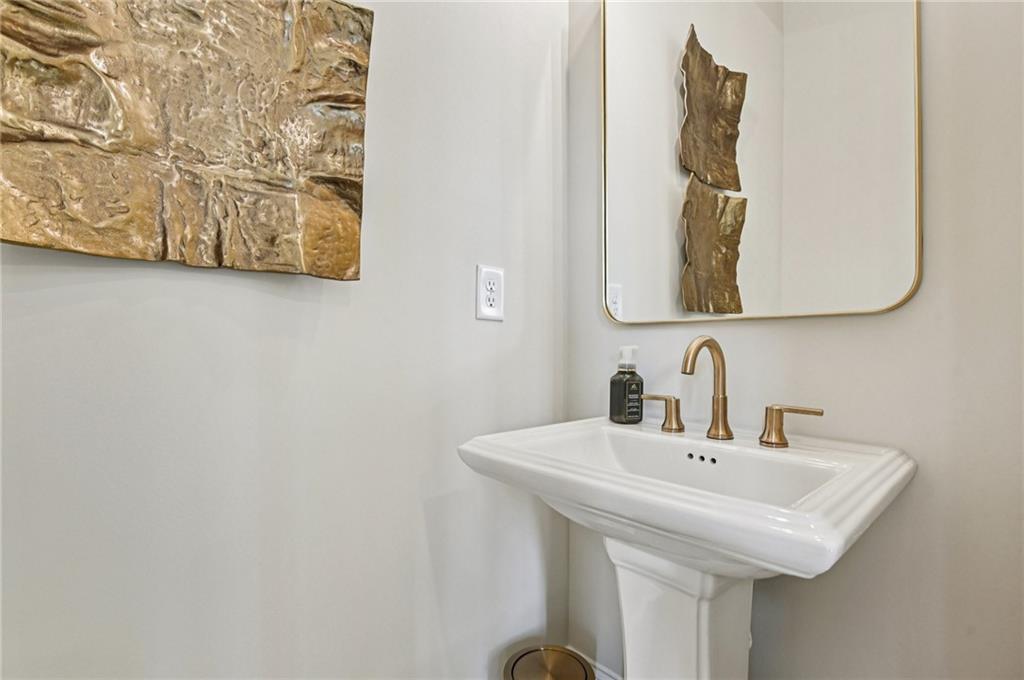 345 Crimson Pine Alley Alpharetta GA 30009