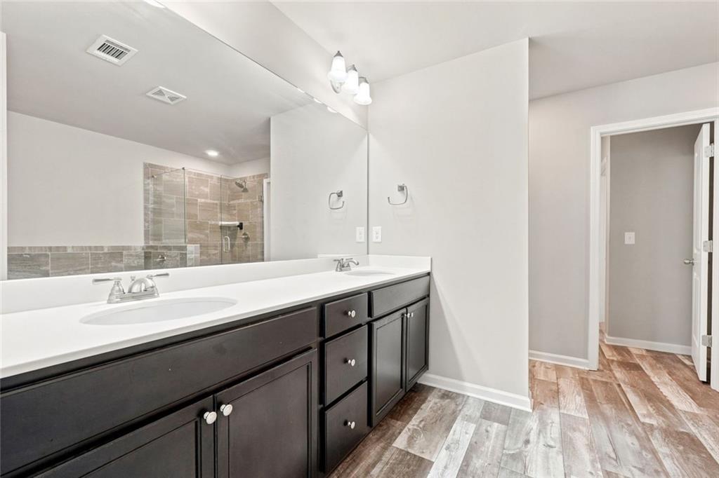 5052 Silver Fox Road Oakwood GA 30566