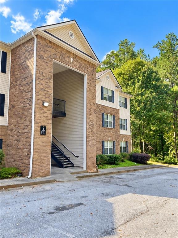 6203 Par Four Way Lithonia GA 30038