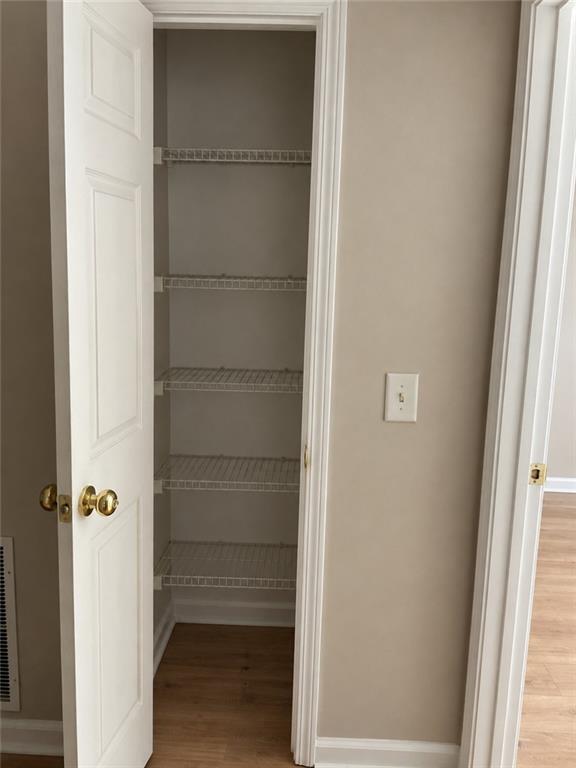 6203 Par Four Way Lithonia GA 30038