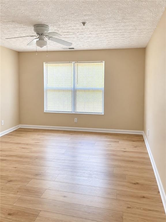 6203 Par Four Way Lithonia GA 30038