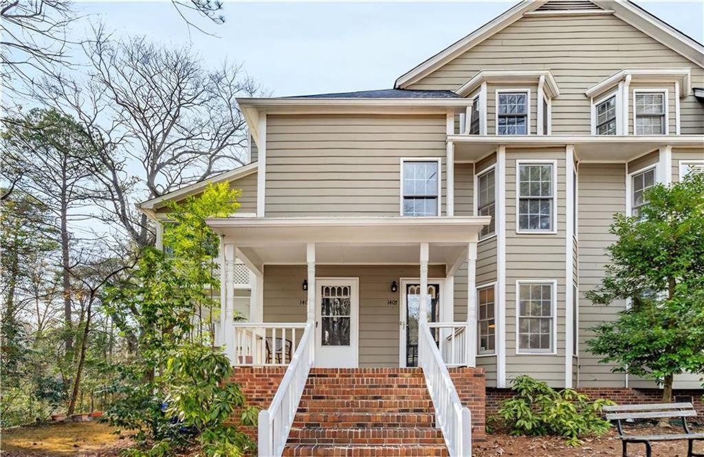 1409 Oakridge Circle Decatur GA 30033