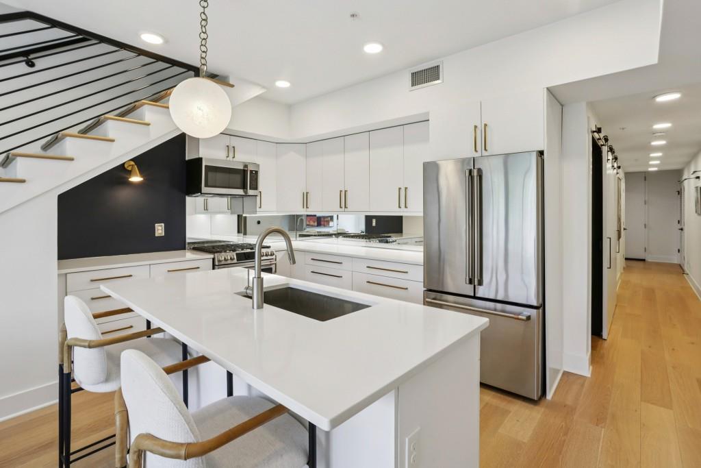 346 Peters Street SW Atlanta GA 30313