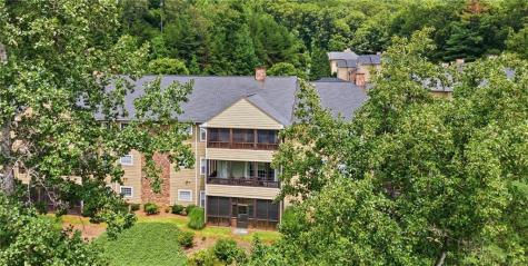 92 Gleneagle Court Clayton GA 30525