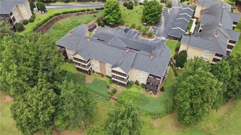 92 Gleneagle Court Clayton GA 30525