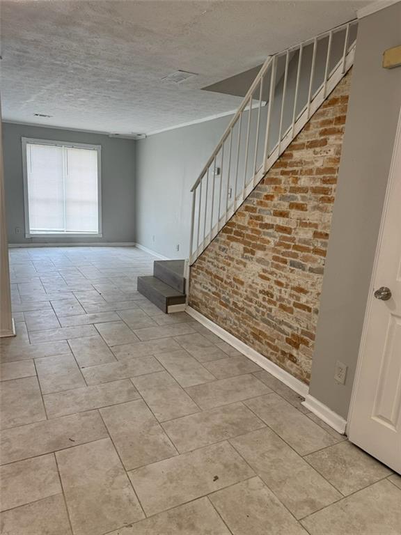 404 Prince Of Wales Stone Mountain GA 30083