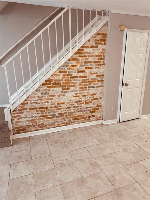 404 Prince Of Wales Stone Mountain GA 30083