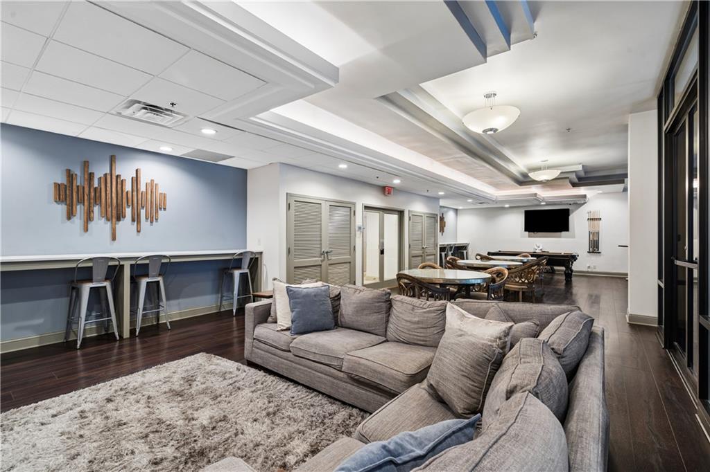 3481 Lakeside Drive NE Atlanta GA 30326