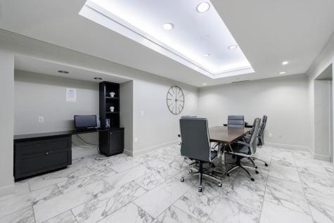 2870 Pharr Court South NW Atlanta GA 30305