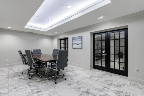 2870 Pharr Court South NW Atlanta GA 30305