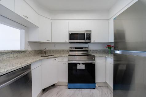 2870 Pharr Court South NW Atlanta GA 30305