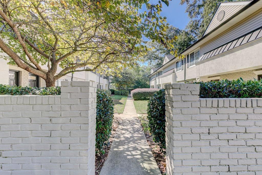 6940 Roswell Road Sandy Springs GA 30328
