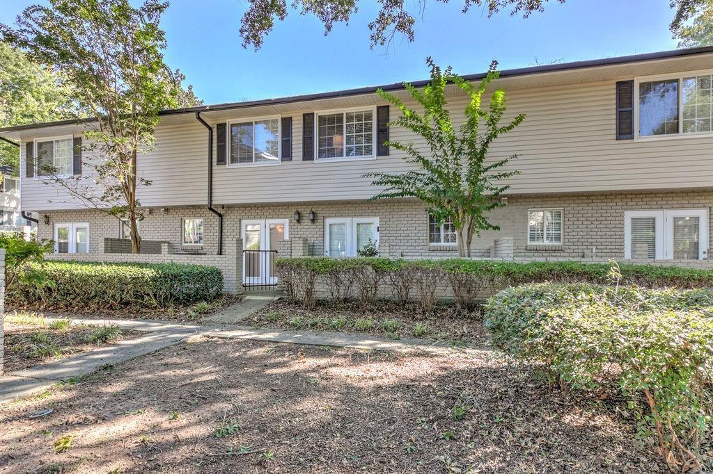 6940 Roswell Road Sandy Springs GA 30328
