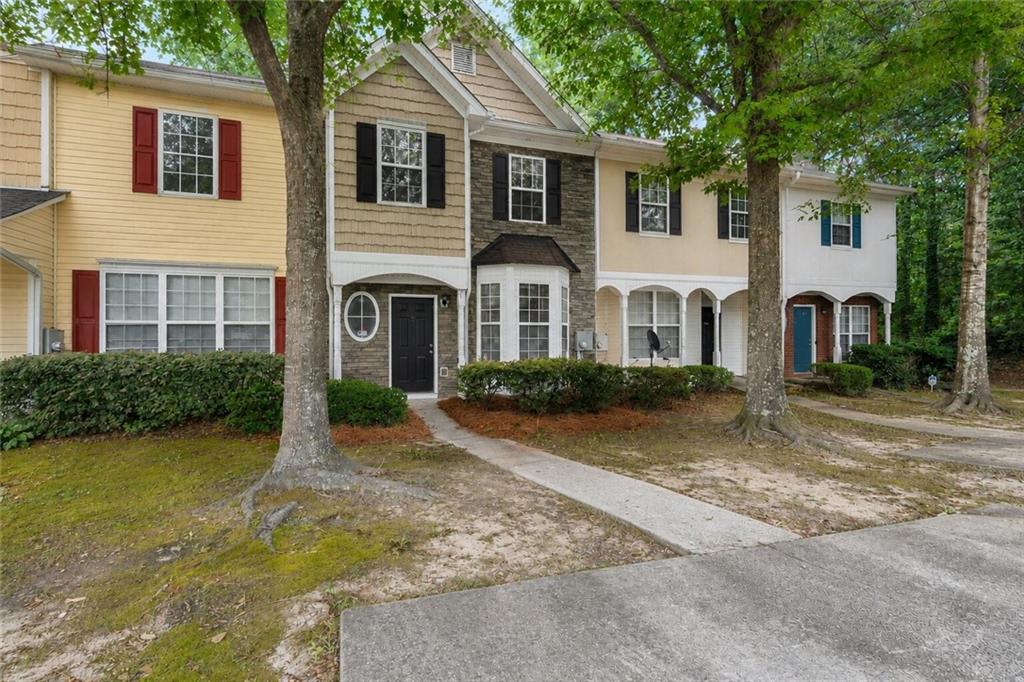 6114 Camden Forrest Drive Riverdale GA 30296