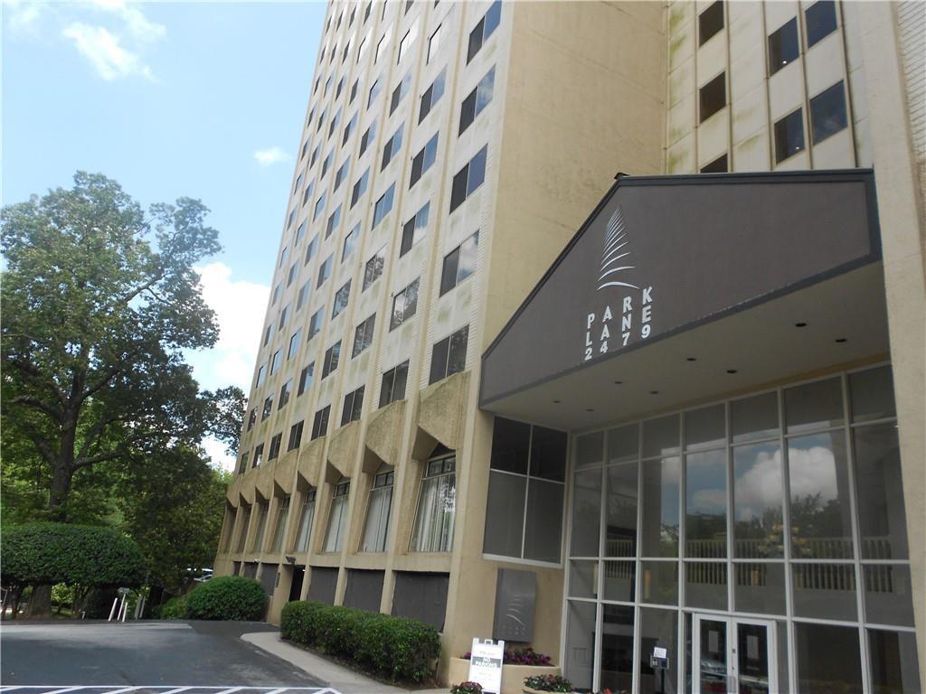 2479 Peachtree Road NE Atlanta GA 30305