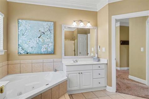 146 Gleneagle Court Clayton GA 30525