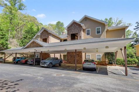 146 Gleneagle Court Clayton GA 30525