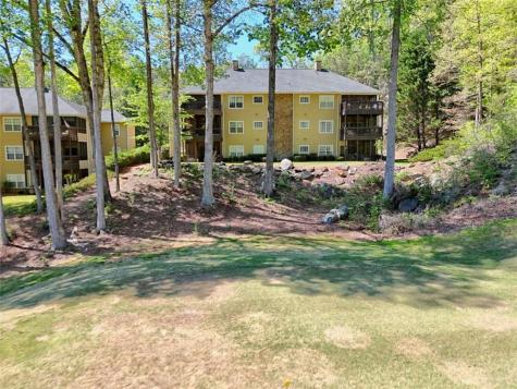 146 Gleneagle Court Clayton GA 30525