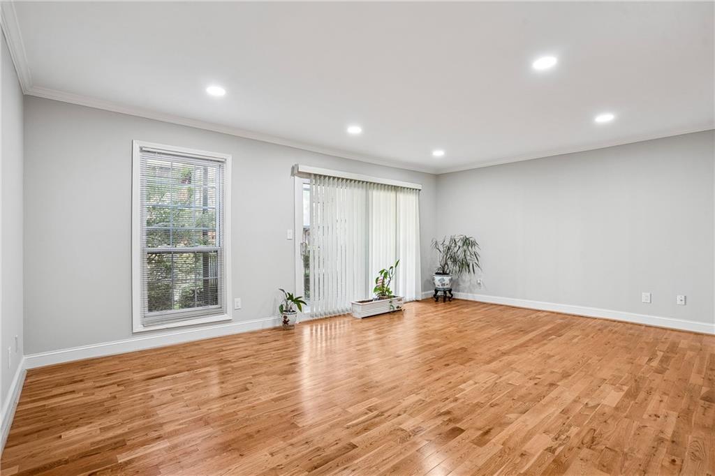6851 Roswell Road Sandy Springs GA 30328
