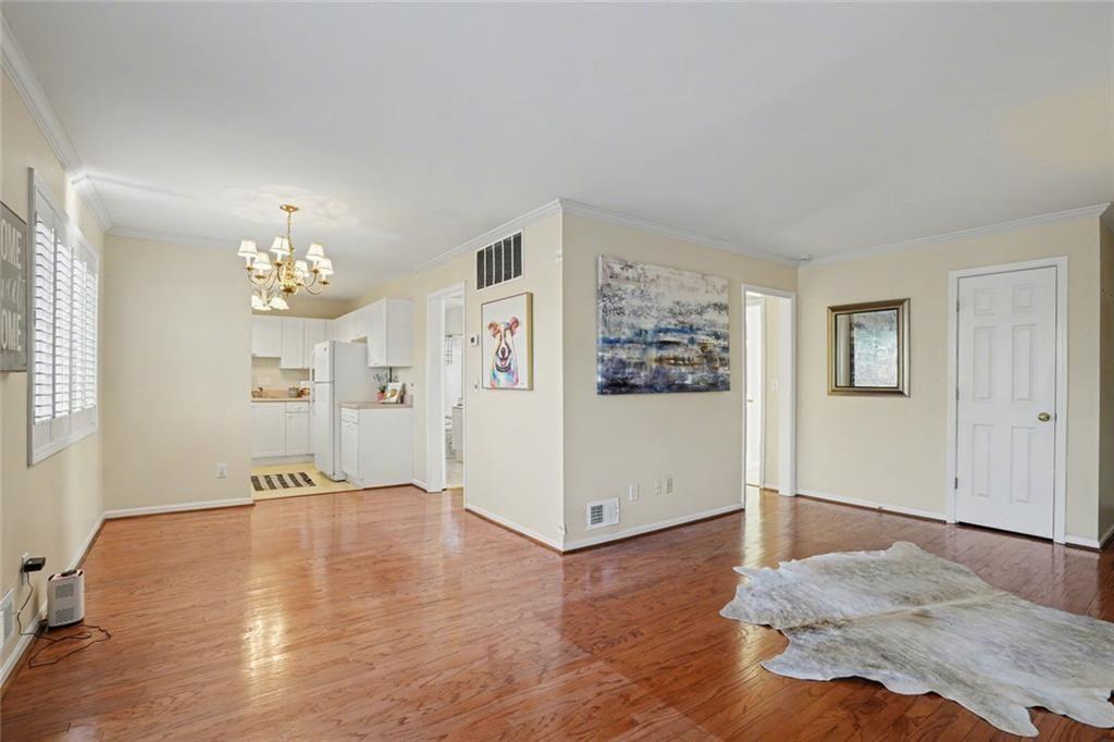 5375 Roswell Road Sandy Springs GA 30342