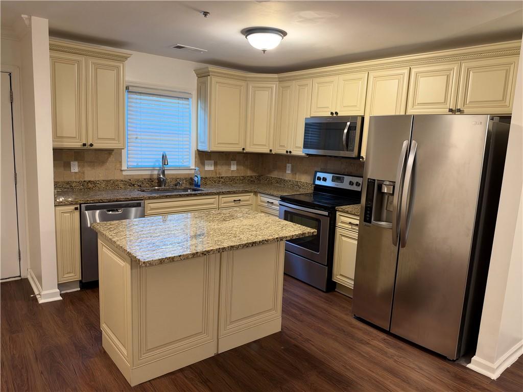 147 Sterling Court Alpharetta GA 30004