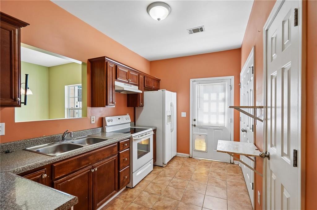 322 Village Drive Loganville GA 30052
