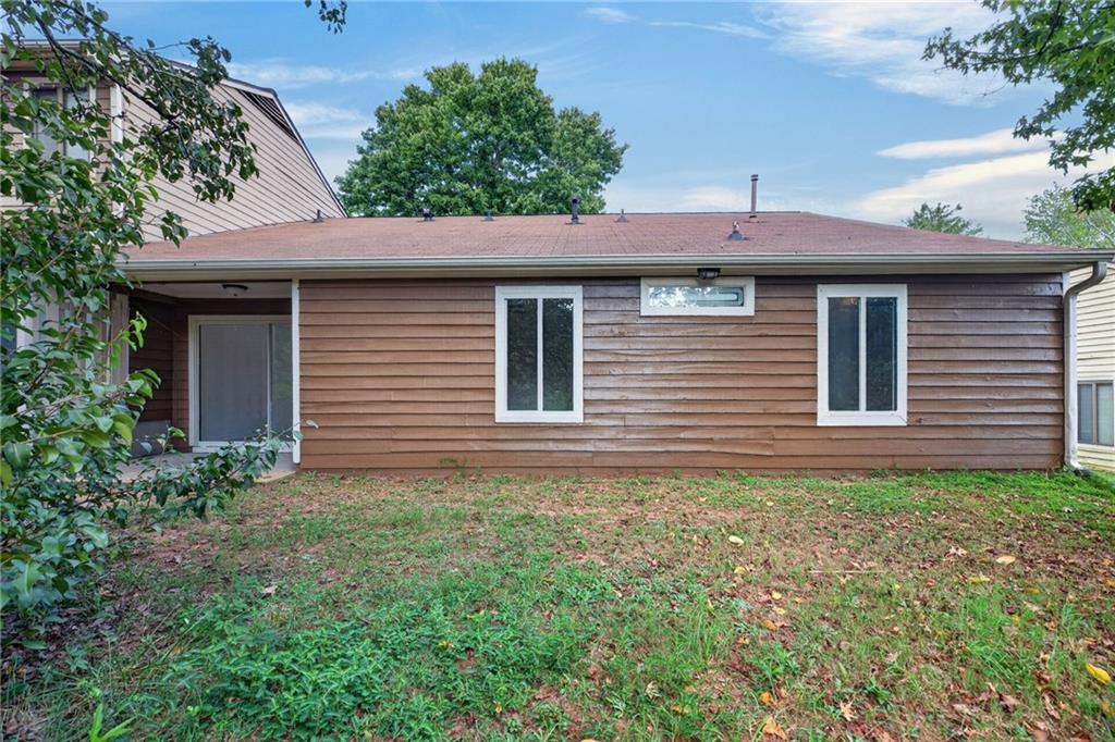 1555 Burnstone Drive Stone Mountain GA 30088