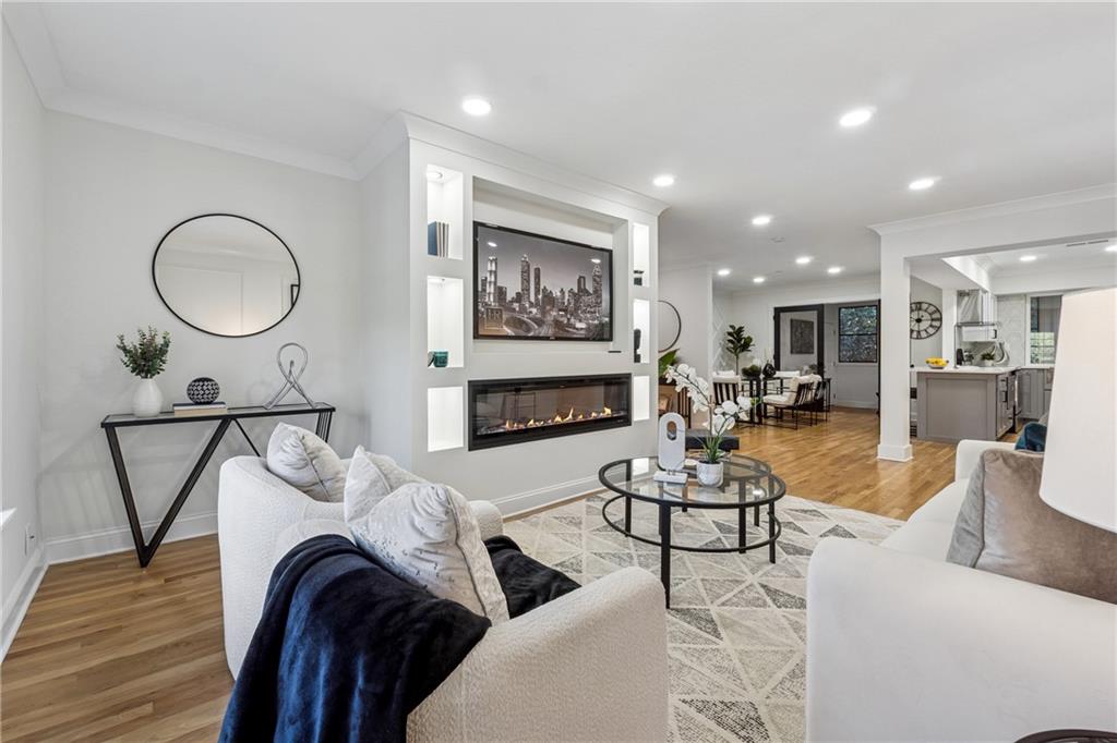 106 La Rue Place NW Atlanta GA 30327