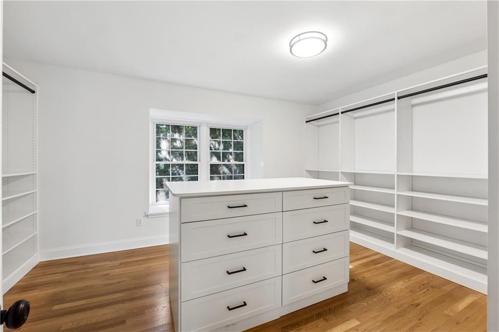 106 La Rue Place NW Atlanta GA 30327