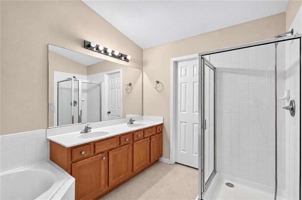 2194 Pebble Beach Drive Lawrenceville GA 30043