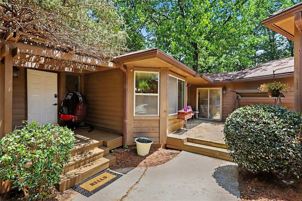 535 Putters Court Johns Creek GA 30022