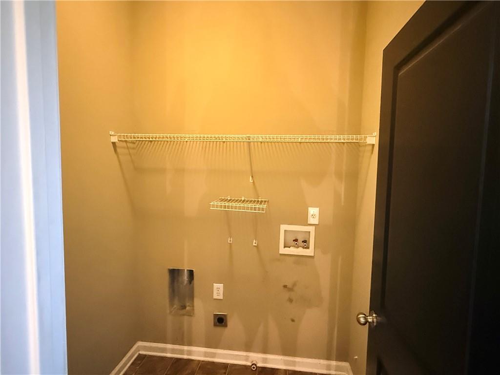 5758 Pine Oak Peachtree Corners GA 30092
