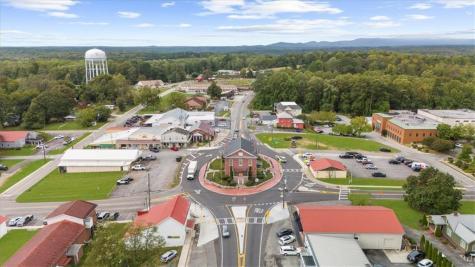 92 Maple Trail Dawsonville GA 30534